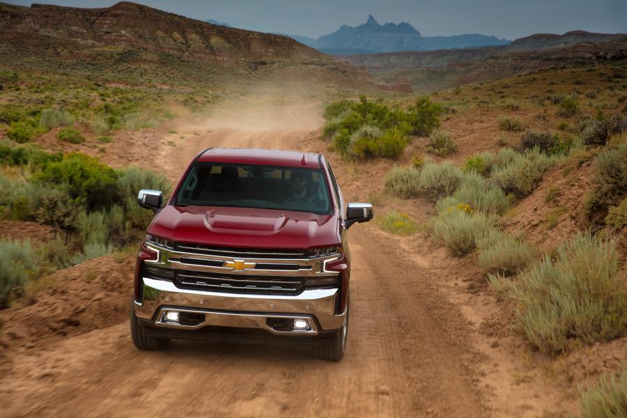  Chevrolet Silverado LTZ Z71 Crew Cab 2018 года  (фото 4 из 8)